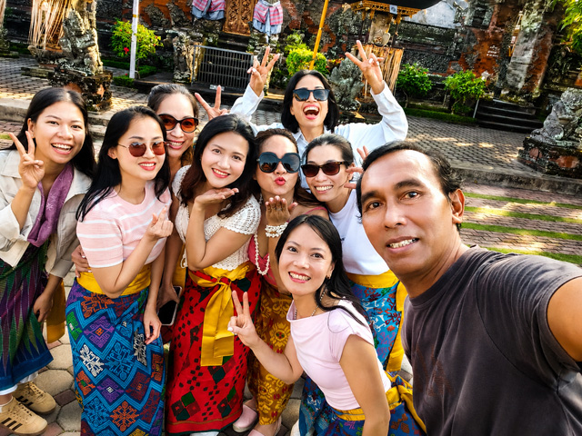 bali private driver together